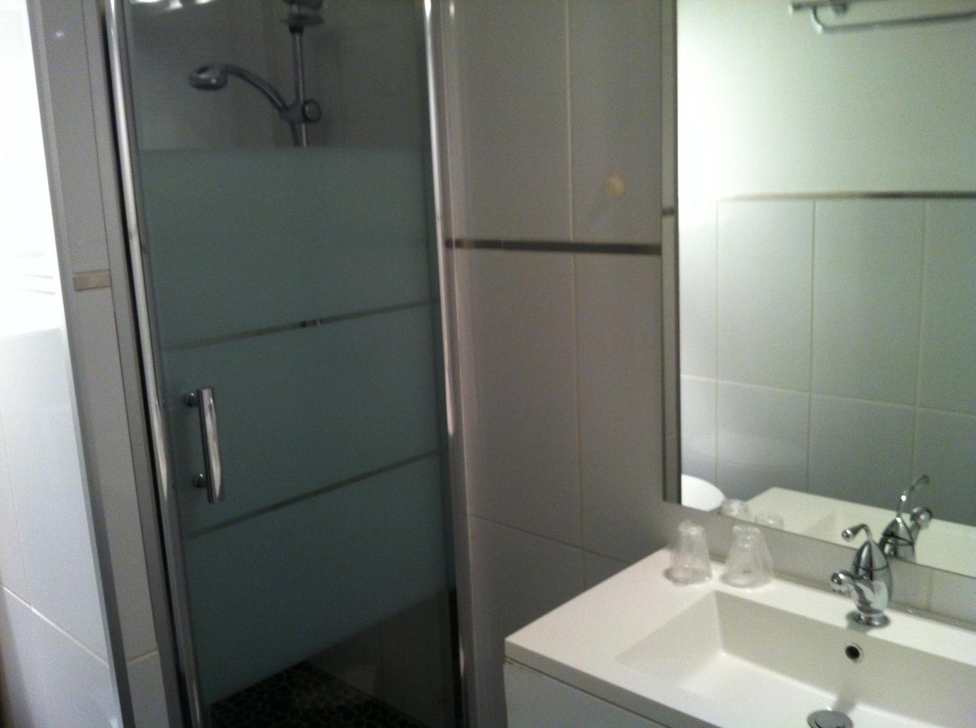 Hotel L'Eau Des Collines Marseilles Buitenkant foto